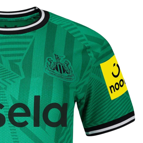 Newcastle Retro Jersey Away 23/24