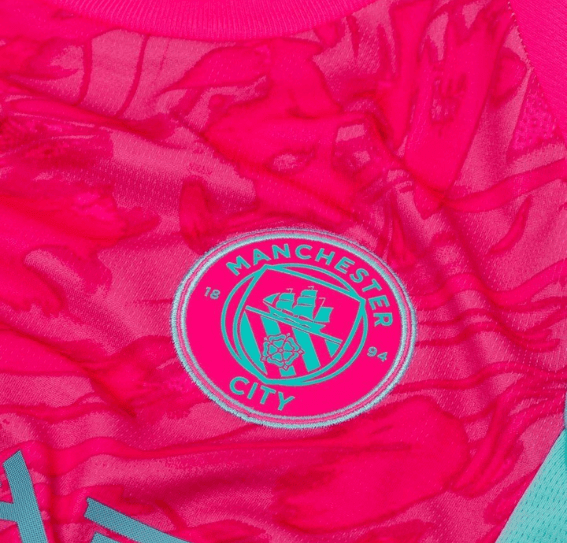 Manchester City Pink Jersey 25/26 - Goalkeeper Edition